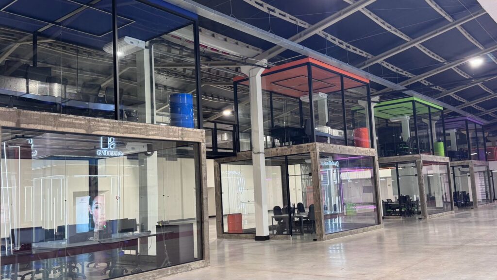 A Lions Startups quer transformar boas ideias em grandes negócios. Diretamente de Ponta Grossa, a venture builder aposta em mentoria, conexão com investidores e aceleração para revelar os próximos unicórnios brasileiros.