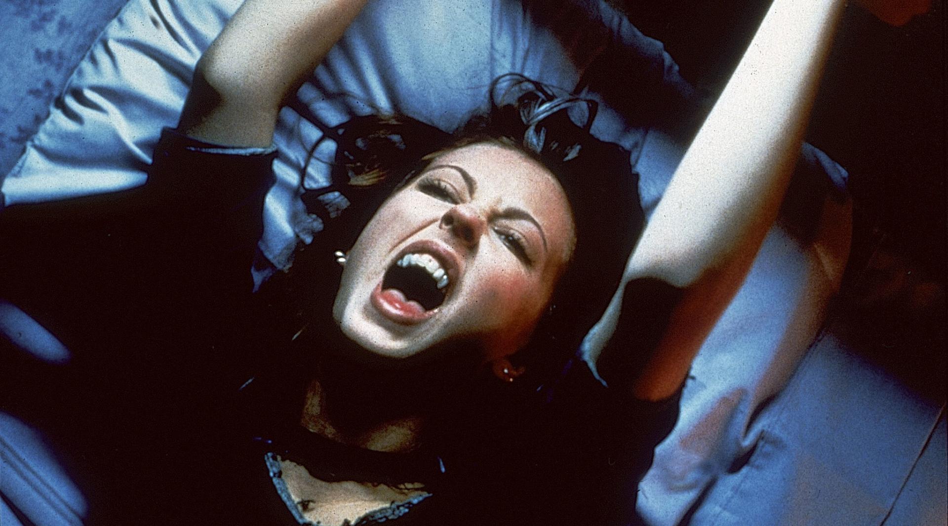 possuída katharine isabelle