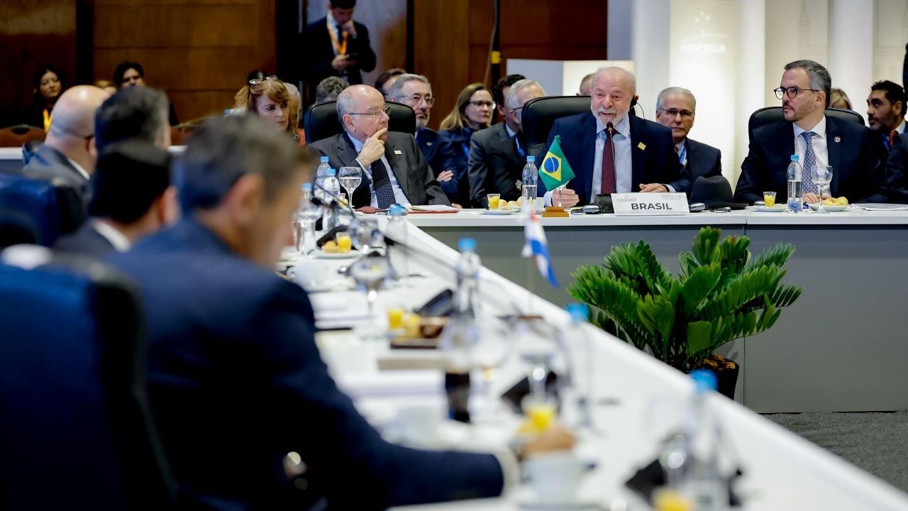 lula pt faz discurso na 68 cupula de presidentes do mercosul em assuncao