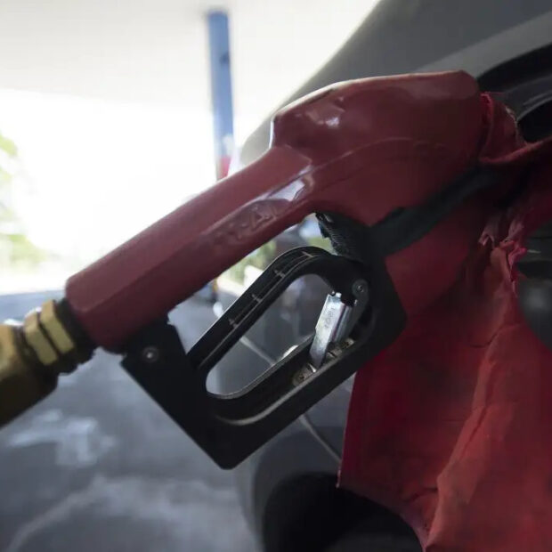 935804 postos combustiveis aumento