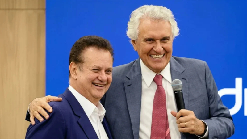 ronaldo caiado oficializa kassab . jpg