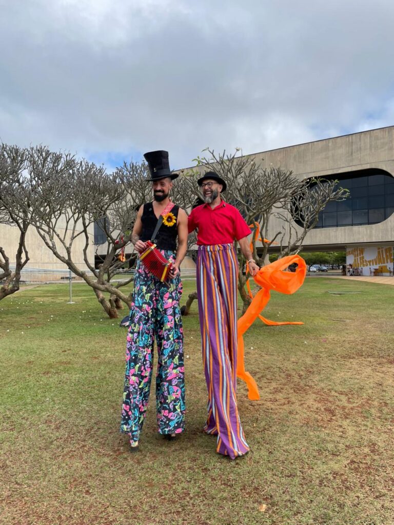 dia de rolê brincadeiras de circo 4
