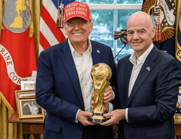 Donald Trump admitiu que pediu à Fifa revisão do cartão vermelho de Balogun