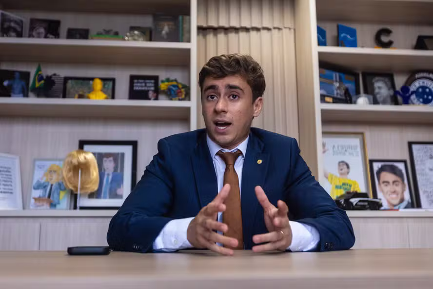 Thomas Traumann analisou os bastidores da direita e apontou que Nikolas Ferreira mira uma bancada própria e flerta com o Novo.