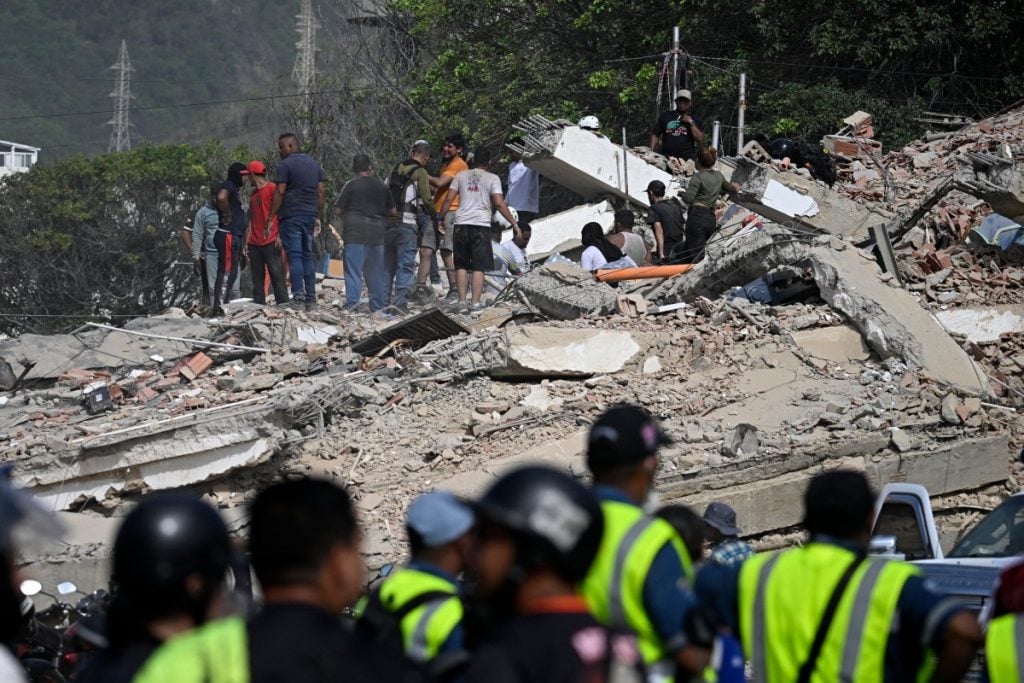 afp 20260625 b8cv4q8 v1 midres venezuelaearthquake 1024x683