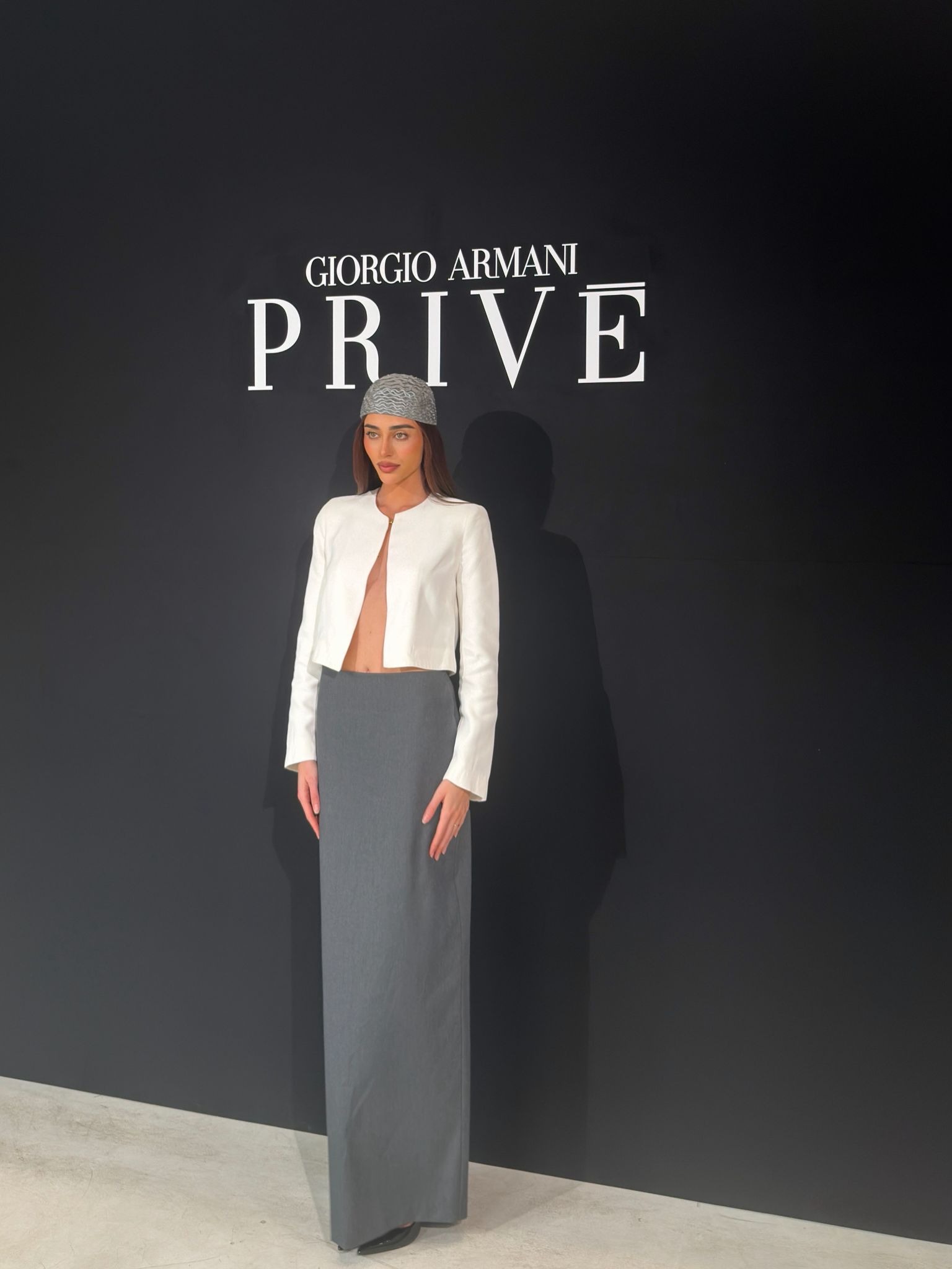 Elisa Zarzur marcou presença no desfile da Giorgio Armani Privé durante a Semana de Alta Costura em Paris.