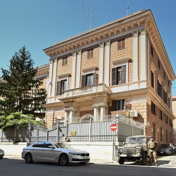files italy ukraine russia politics diplomacy espionage
