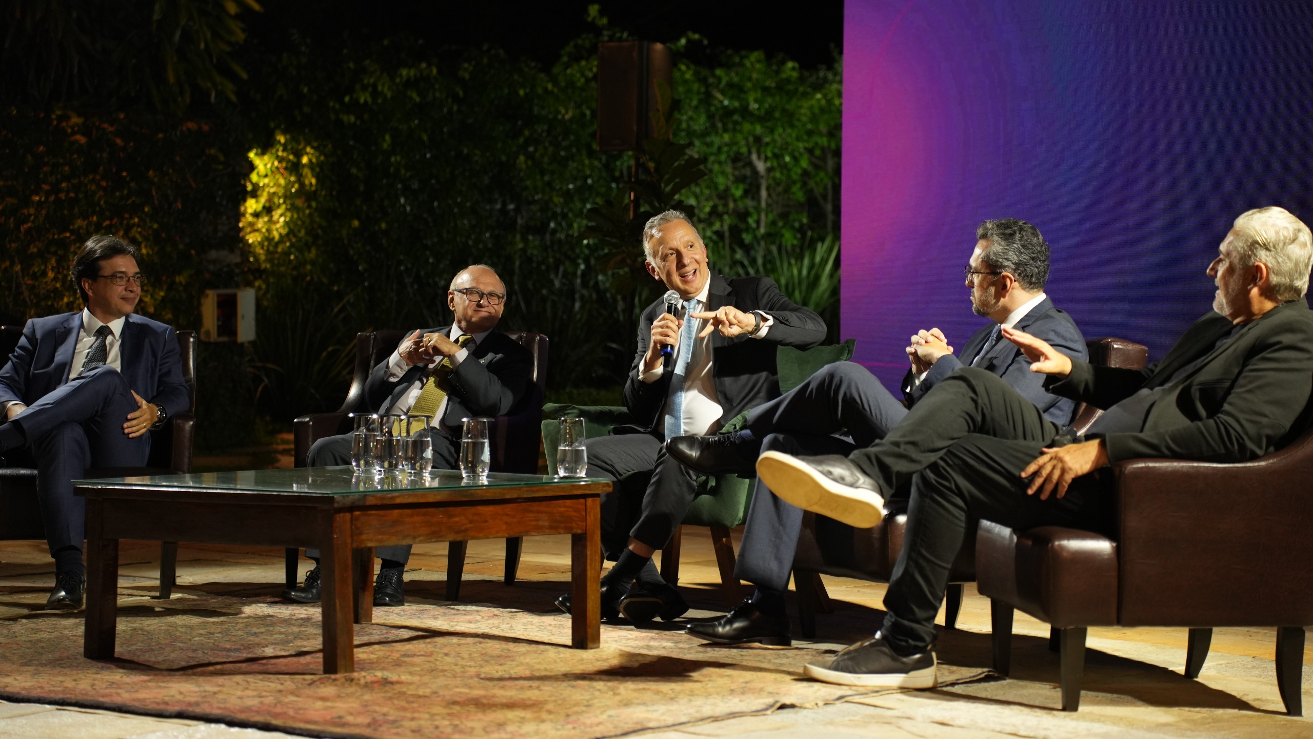 A Agenda Tributária Brasil, promovida pelo Instituto Produz Mais Brasil, reuniu especialistas, empresários e autoridades para debater os desafios da implementação da Reforma Tributária.