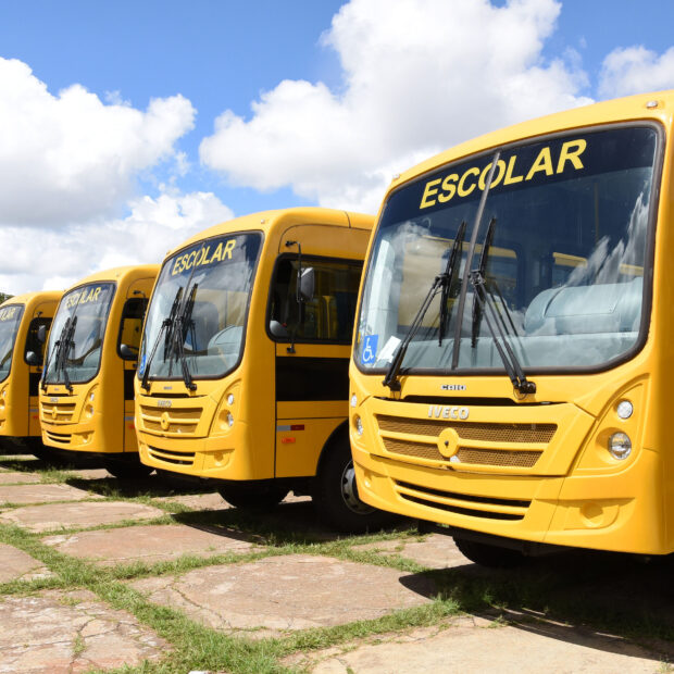 entrega onibus foto mary leal (20).jpg (1)