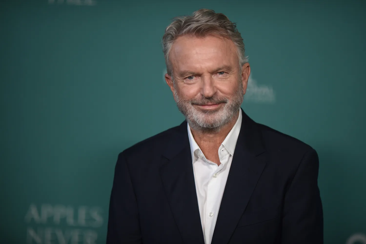A trajetória de Sam Neill passou por clássicos como Jurassic Park, O Piano e pela série Peaky Blinders.