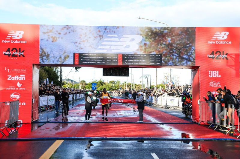 Com recorde, atletas internacionais e a presença de Eliud Kipchoge, Porto Alegre entrou de vez no mapa das grandes maratonas mundiais.