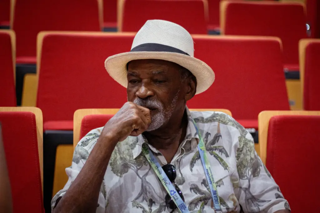 O ator Antônio Pitanga revive um marco de sua trajetória durante celebração dos 80 anos do Teatro Experimental do Negro.