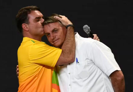 flavio bolsonaro e jair bolsonaro