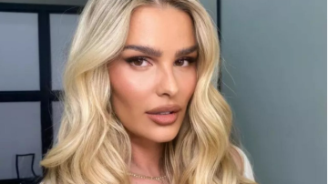 Yasmin Brunet já havia aderido ao procedimento.