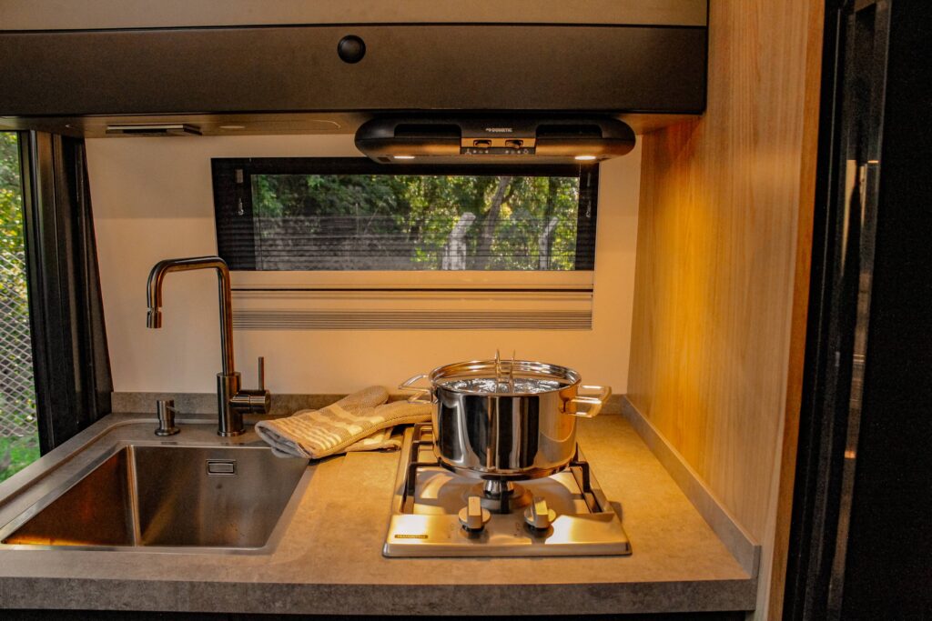 NOMADE é o primeiro motorhome integral 4x4 produzido no Brasil.