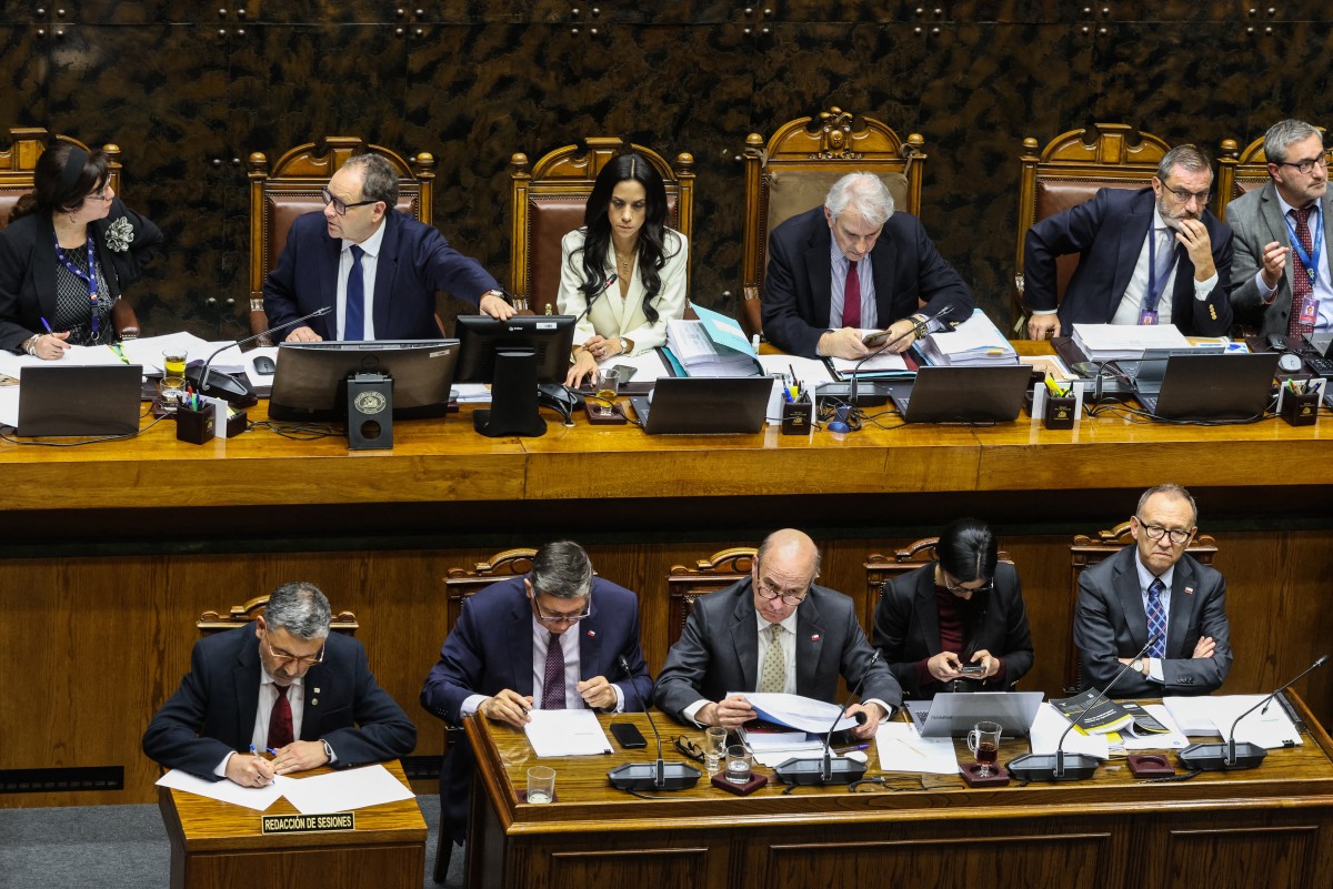 chile politics economy congress