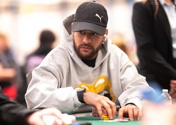 Neymar participou de torneio de pôquer em Las Vegas após eliminação do Brasil na Copa