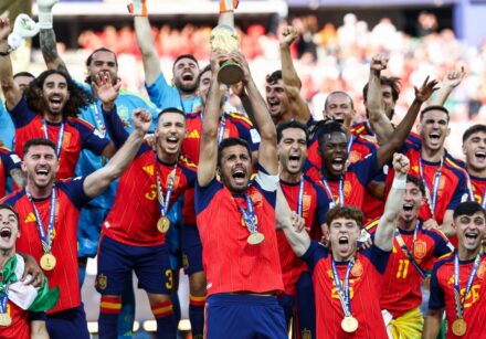 fbl wc 2026 match104 esp arg final trophy