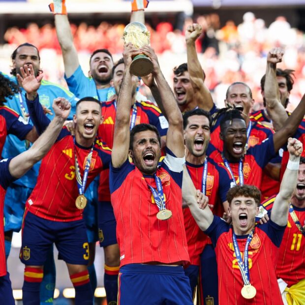 fbl wc 2026 match104 esp arg final trophy