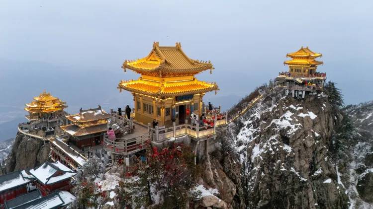 parque nacional da montanha laojun na provincia de henan no centro da china 1784556784873 v2 750x421.jpg