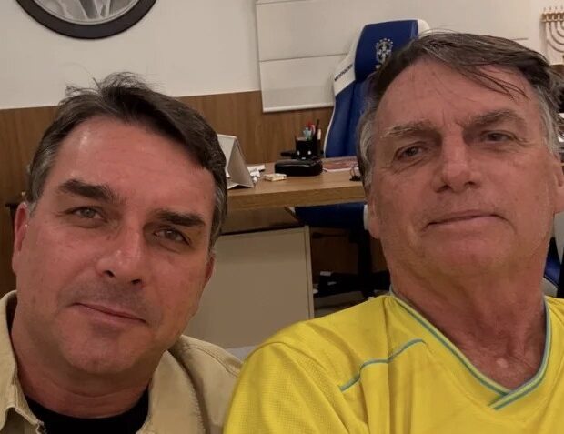 jair e flavio bolsonaro