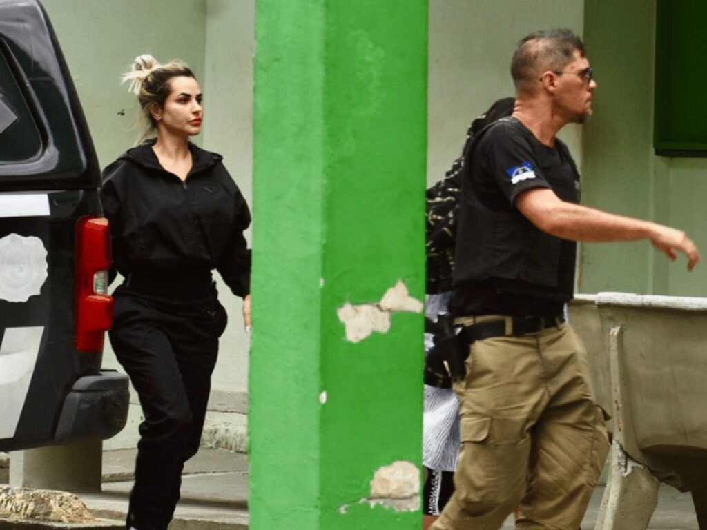 Deolane está presa preventivamente desde maio e segue investigada pela Operação Vórnix