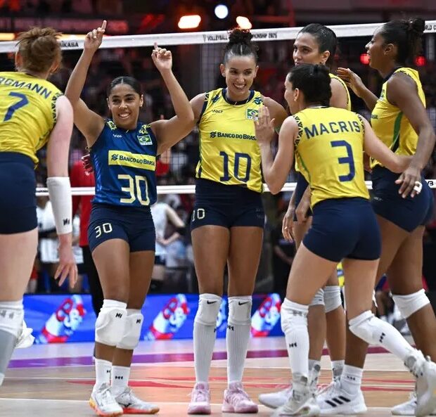 marcelle arruda com time na disputa do bronze no mundial de volei feminino scaled aspect ratio 512 320 1
