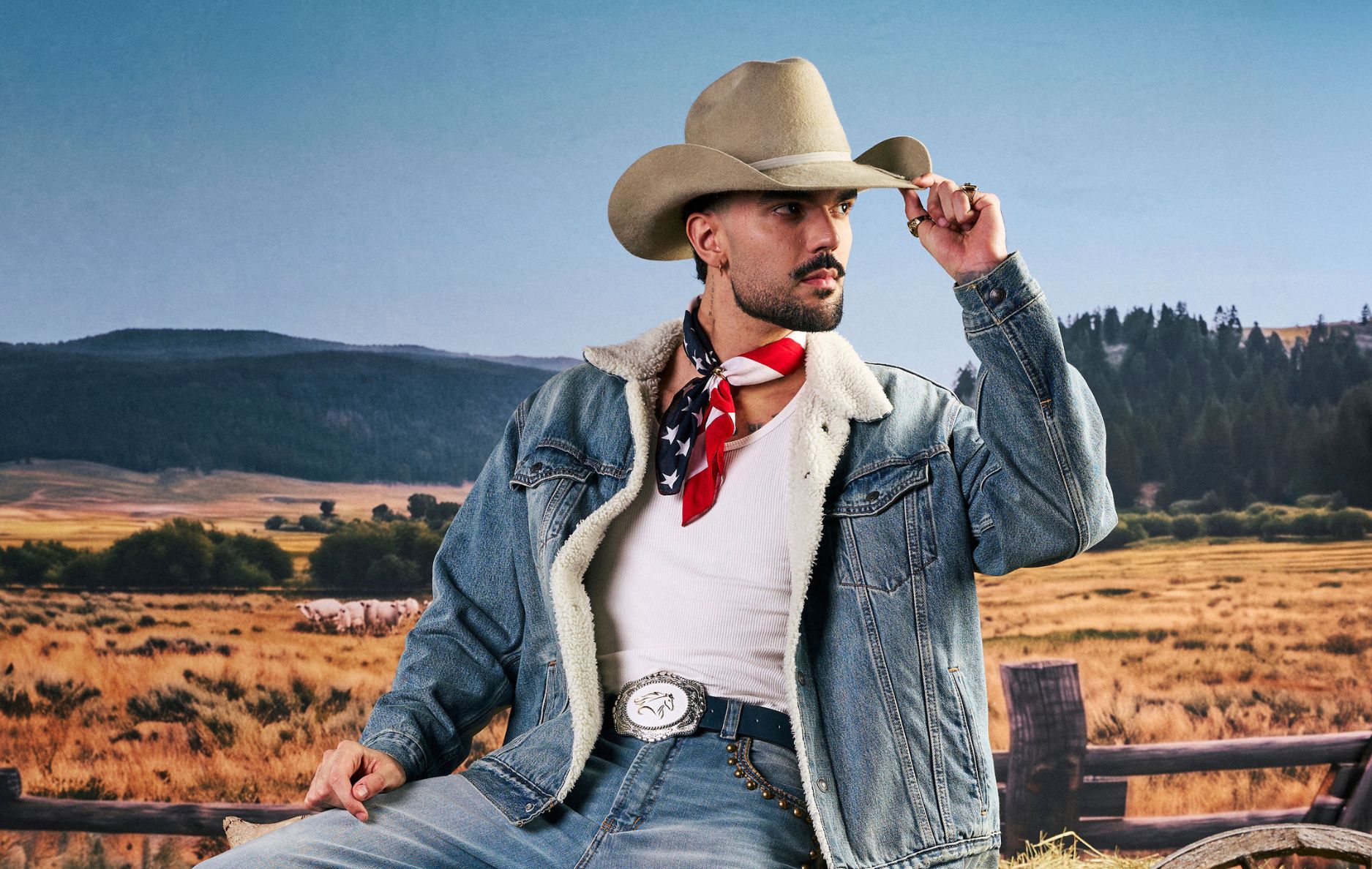 Luan Pereira emplacou Off Road no Top 200 do Spotify e celebrou mais uma conquista.