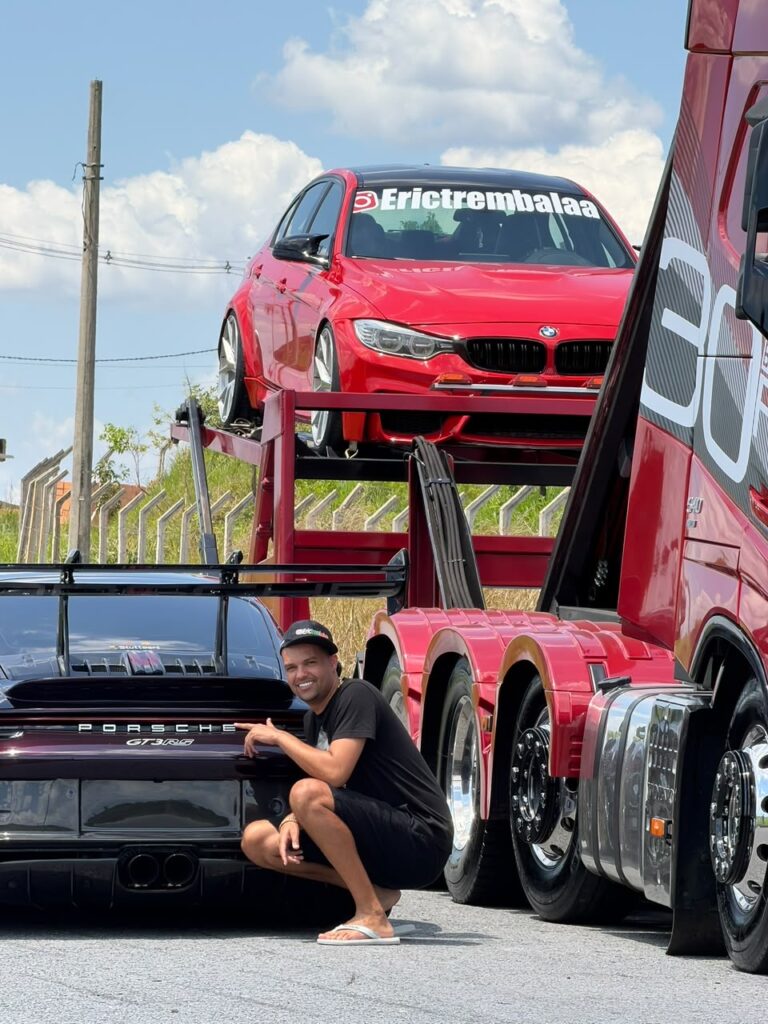O influenciador compartilha os bastidores das pistas e ajuda a aproximar novos fãs do drift.