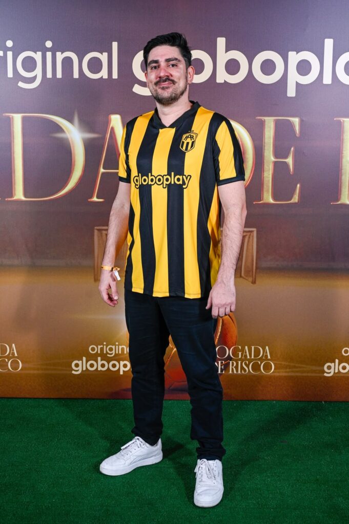 ‘Jogada de Risco’ reúne elenco e criadores em São Paulo para noite inspirada nos bastidores do futebol Marcelo Adnet Globo/ Bob Paulino
