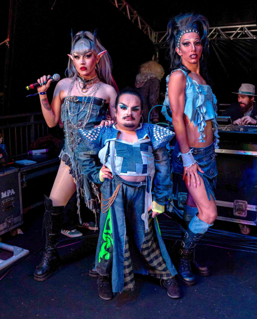 banda das montadas é atração do trio do distrito drag na prtada do orgulho de brasília foto divulgação