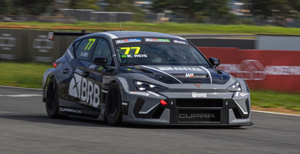 O piloto perdeu a chance do título por um problema na junta homocinética, mas já mira os próximos desafios no IMSA Michelin Pilot Challenge. - Créditos: Rafael Ferreira
