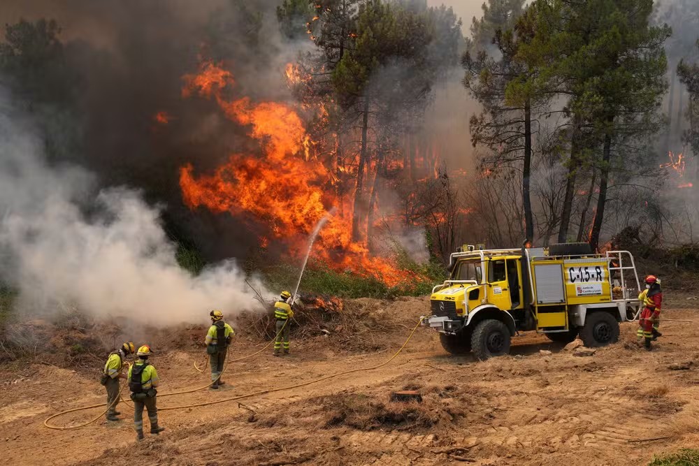 afp 20260725 c3788tl v1 highres spainwildfireemergencygovernmentclimate