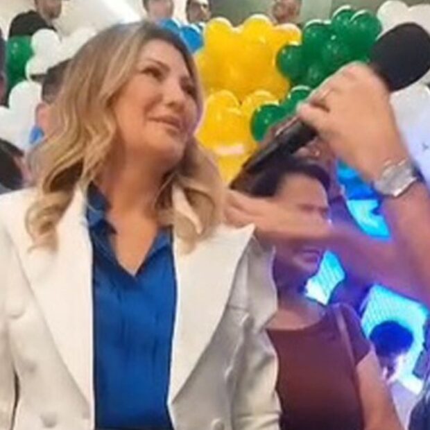 Antonia Fontenelle participou da convenção do PSDB ao lado de Eduardo Paes e Pedro Paulo.