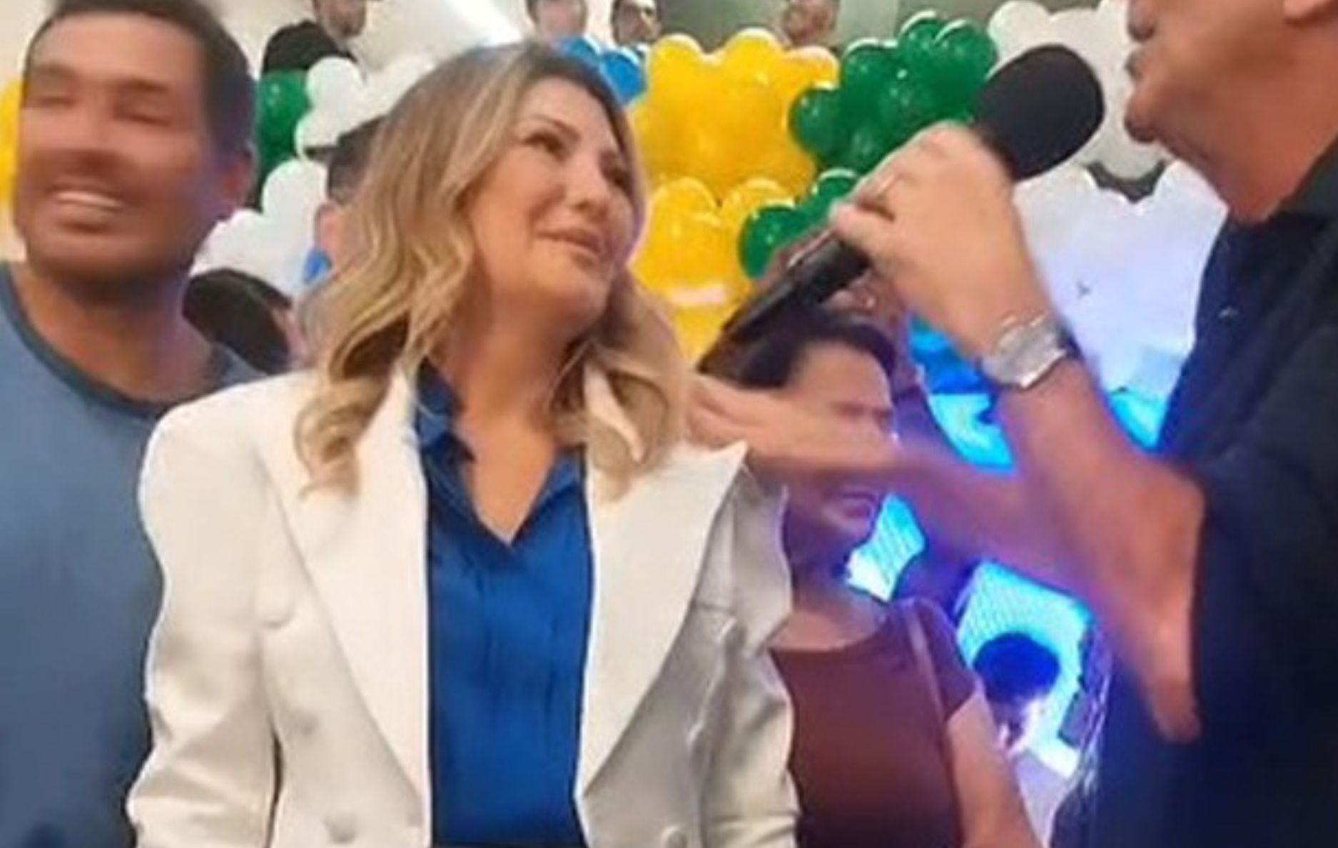 Antonia Fontenelle participou da convenção do PSDB ao lado de Eduardo Paes e Pedro Paulo.