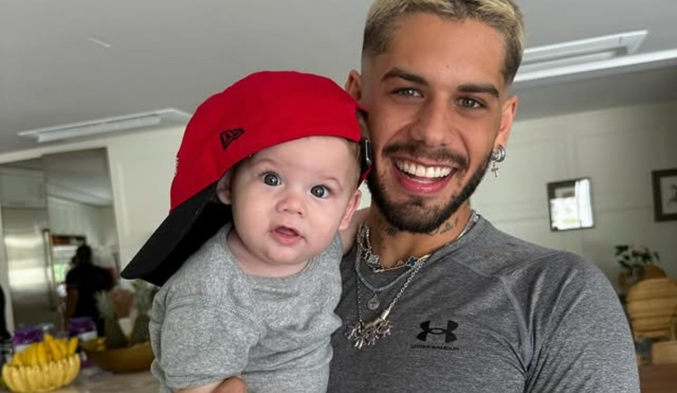 O cantor afirmou que recebeu críticas com as quais concordou e pediu desculpas

