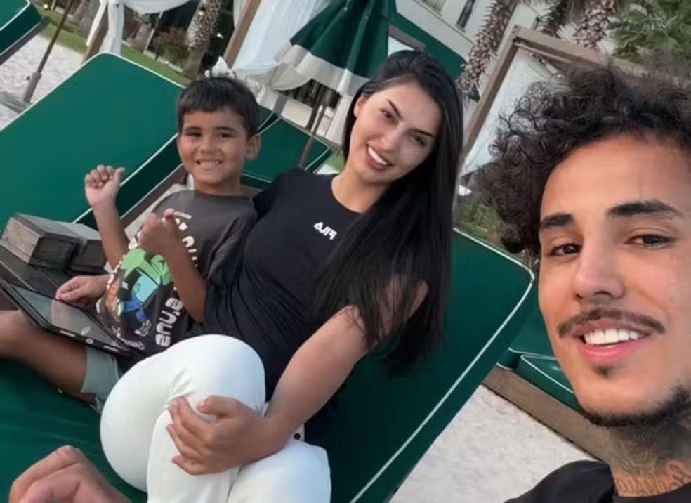 O ex-casal é pai de Olívio, de 7 anos

