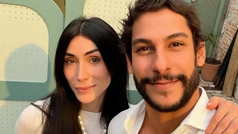 O casal, que se conheceu em A Fazenda 17, afirmou que segue com respeito, amizade e gratidão.