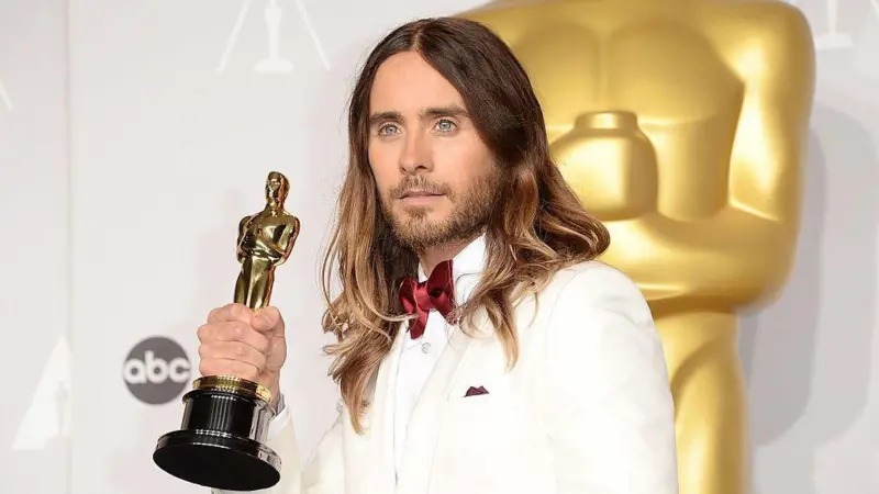 Jared Leto é alvo de acusações apresentadas em documentário da BBC