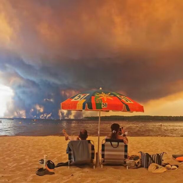 afp 20260724 c3462g8 v2 highres topshotfranceenvironmentclimateweatherwildfire