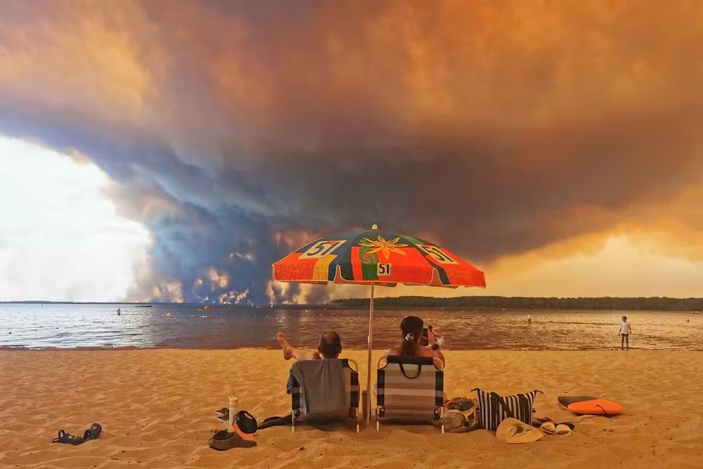 afp 20260724 c3462g8 v2 highres topshotfranceenvironmentclimateweatherwildfire