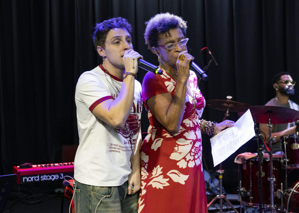 Goiânia recebe show da Turnê Coração Acelerado nesta sexta-feira
Ensaio da Turnê Coração Acelerado com Elisa Lucinda e Diego Martins.
Globo/ Manoella Mello