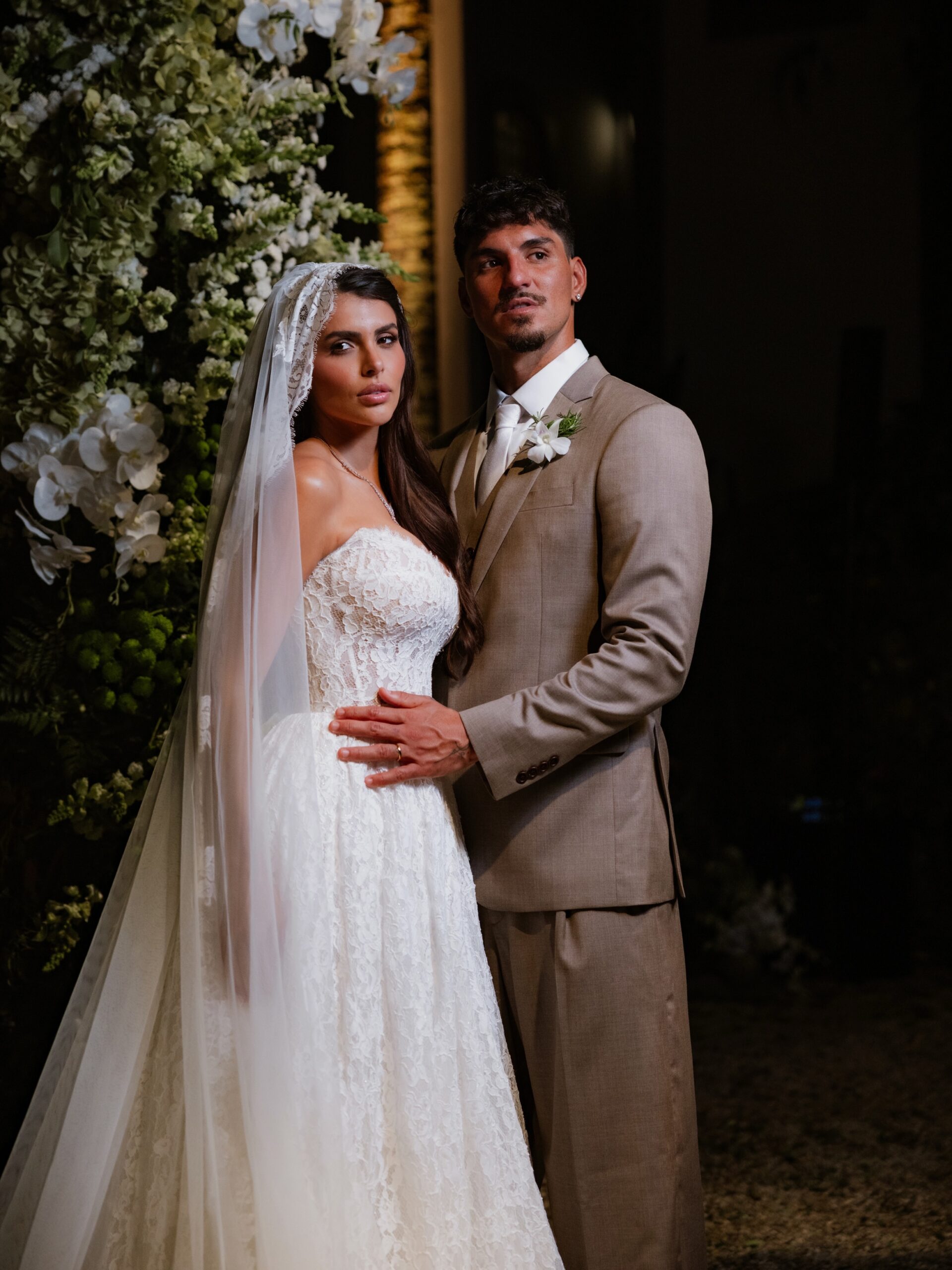O casamento de Gabriel Medina e Isabella Arantes ganhou um momento inesperado com o anúncio da primeira gravidez do casal.