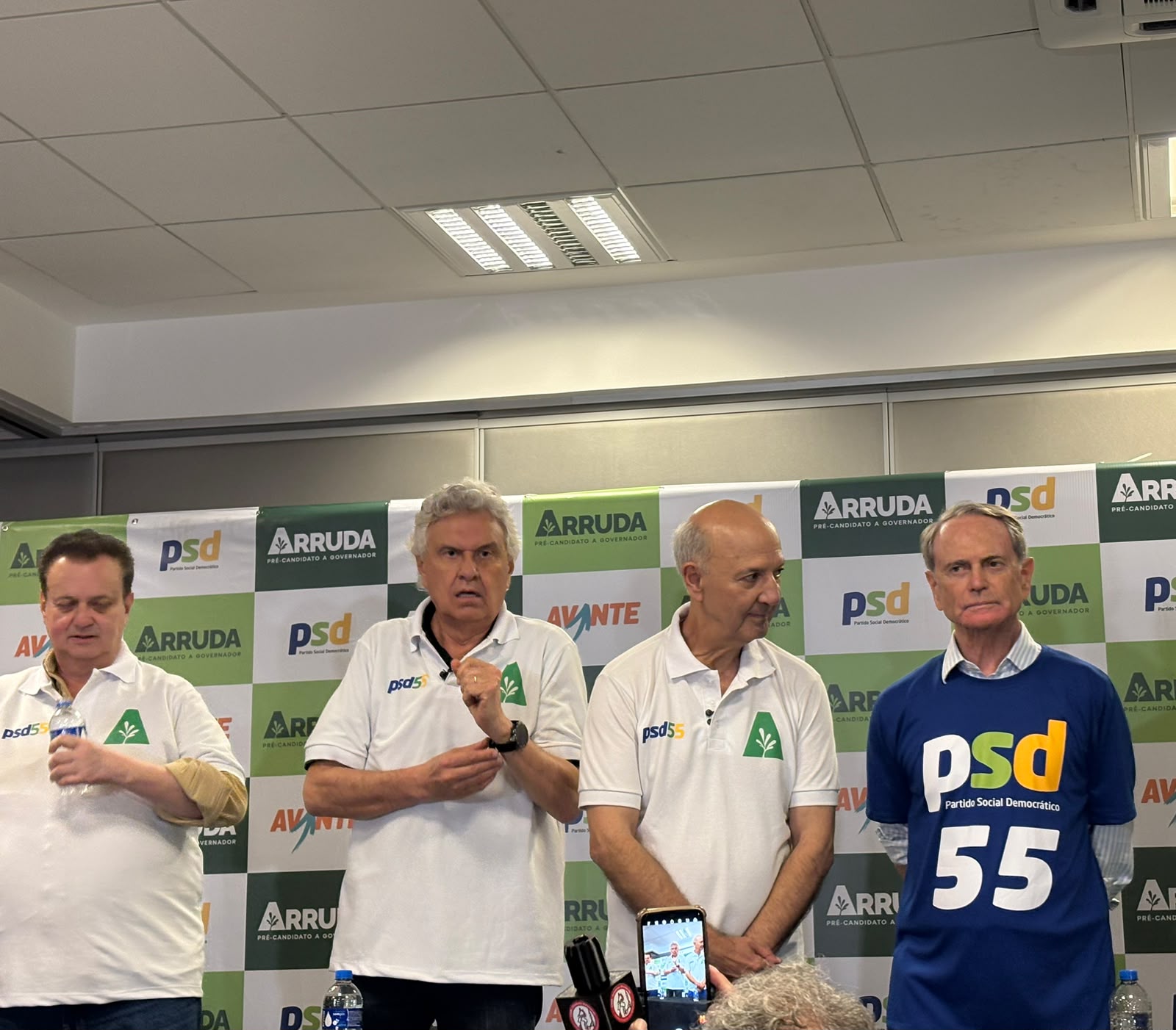 Caiado cita Juscelino e propõe “seguir em frente” ao defender indulto a Jair Bolsonaro 