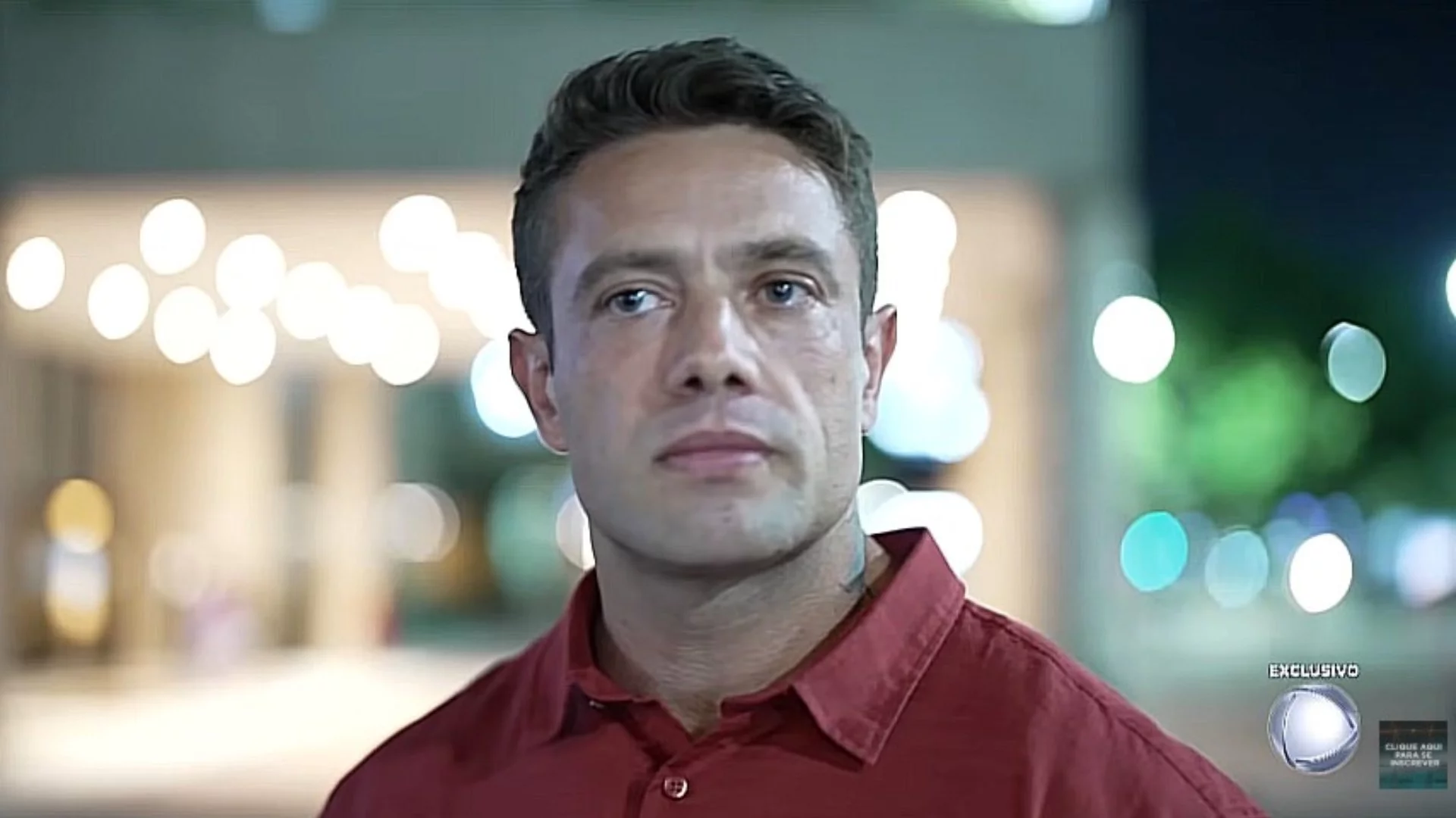 Rafael Cardoso abriu o coração sobre a dependência química, revelou detalhes dos 45 dias de internação e explicou por que, desta vez, acredita estar realmente em recuperação - Reprodução Record TV