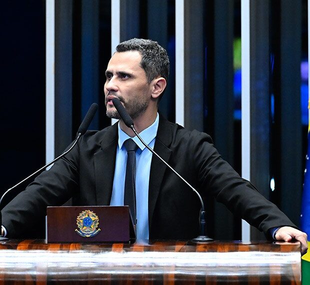 senador cleitinho