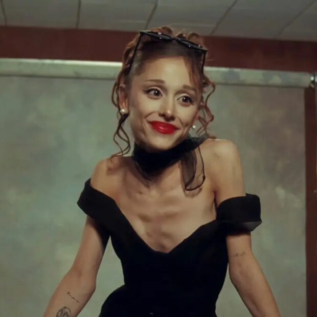 ariana grande petal.jpg