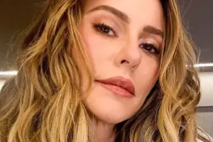 Paolla Oliveira revelou que enfrenta uma onda de deepfakes pornôs e foi alvo de quase 200 anúncios falsos em apenas três meses.