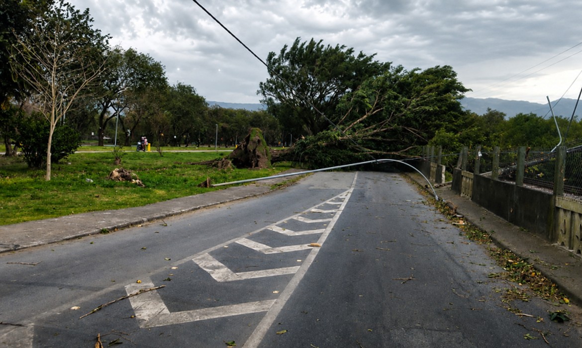 ventos grande sao paulo litoral credito defesa civil 856x481