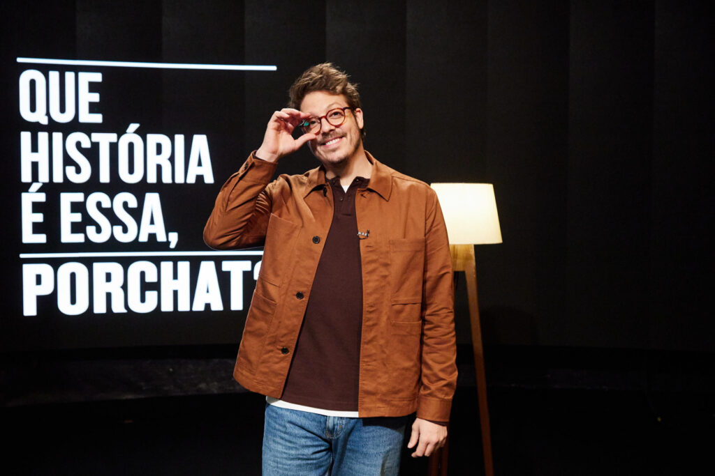 Fábio Porchat abriu a nova temporada do programa ao vivo ao lado de Gil do Vigor, Isis Valverde e Luana Martau.